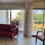 Deniz Manzarali, Plaja 100 Metre, Luks 4 דירה מרמריס