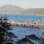 Deniz Manzarali, Plaja 100 Metre, Luks 4 דירה