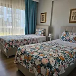 Deniz Manzarali, Plaja 100 Metre, Luks 4 *