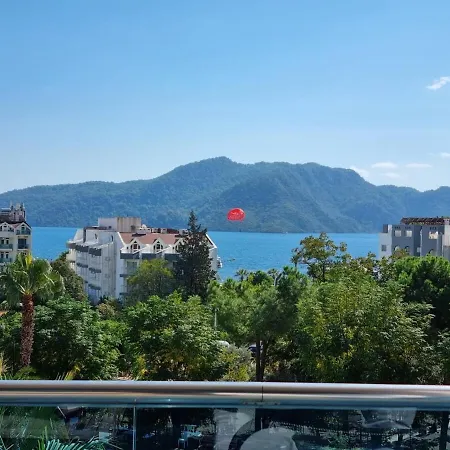 Daire Deniz Manzaralı, Plaja 100 Metre, Luks 4 *