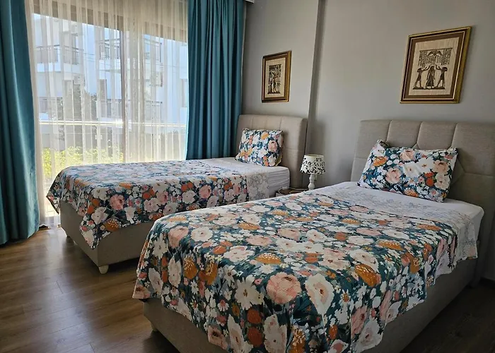 Deniz Manzaralı, Plaja 100 Metre, Luks 4 *