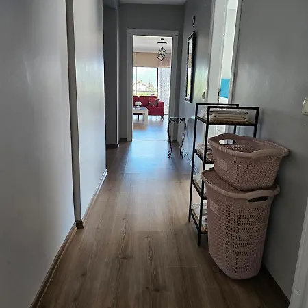 Deniz Manzarali, Plaja 100 Metre, Luks 4 Apartamento