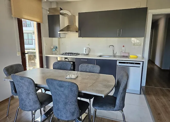 Apartamento Deniz Manzarali, Plaja 100 Metre, Luks 4 Marmaris